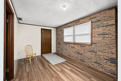 6206 Telegraph Road, Davenport, IA 52804 - Photo 29