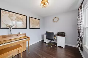 1335 Leverenz Rd, Naperville, IL 60564 - Photo 7