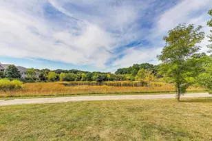 474 S Jade Ln, Round Lake, IL 60073 - Photo 27