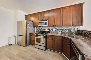 474 S Jade Ln, Round Lake, IL 60073 - Photo 11