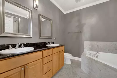 4543 N Malden Street #2N, Chicago, IL 60640 - Photo 19