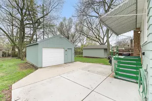 1129 Osterman Ave, Deerfield, IL 60015 - Photo 23