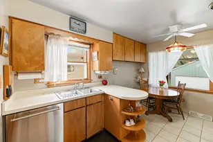 1129 Osterman Ave, Deerfield, IL 60015 - Photo 7