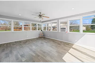 9733 S Cambridge Court, Palos Hills, IL 60465 - Photo 7