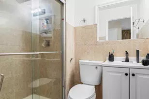 9733 S Cambridge Ct, Palos Hills, IL 60465 - Photo 15