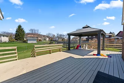 9733 S Cambridge Court, Palos Hills, IL 60465 - Photo 3