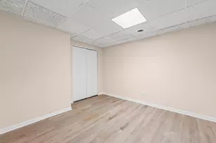 9733 S Cambridge Ct, Palos Hills, IL 60465 - Photo 25