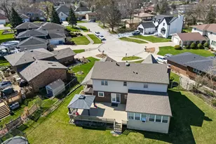9733 S Cambridge Ct, Palos Hills, IL 60465 - Photo 31