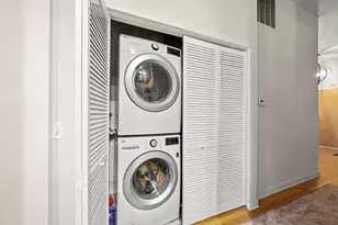 4011 N Francisco Ave, Chicago, IL 60618 - Photo 11