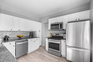 4333 Blanchan Ave, Brookfield, IL 60513 - Photo 11