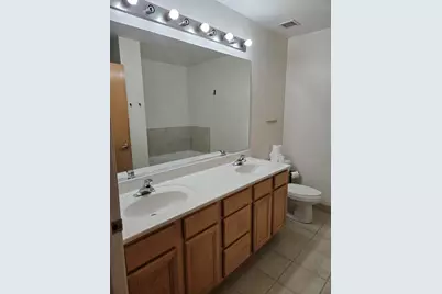 41 E 8th Street #1404, Chicago, IL 60605 - Photo 13