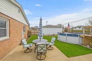 6937 Stanford Dr, Bridgeview, IL 60455 - Photo 15