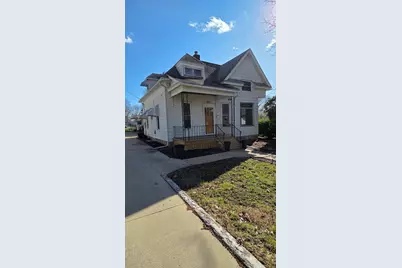 907 W 2nd Street, Rock Falls, IL 61071 - Photo 1