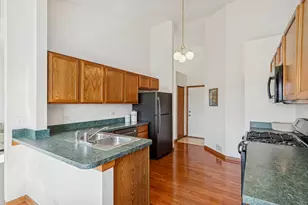 2778 N Augusta Dr, Wadsworth, IL 60083 - Photo 9