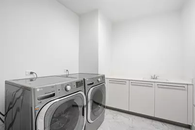 363 E Wacker Drive #6905, Chicago, IL 60601 - Photo 23