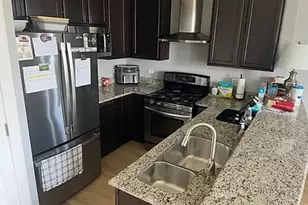 608 N May St, Chicago, IL 60642 - Photo 7