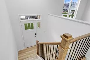 416 Red Oak Cir, Volo, IL 60020 - Photo 3