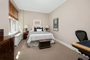 421 W Melrose St, Chicago, IL 60657 - Photo 21