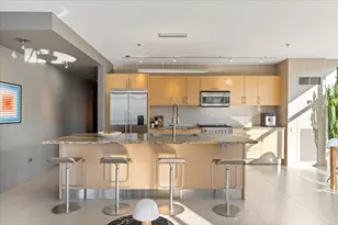 510 W Erie St, Chicago, IL 60654 - Photo 13