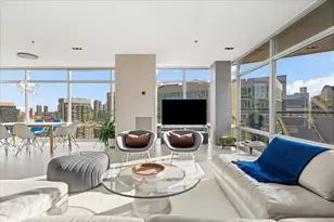 510 W Erie St, Chicago, IL 60654 - Photo 3