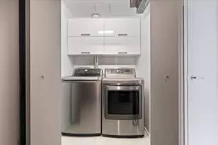 510 W Erie St, Chicago, IL 60654 - Photo 27