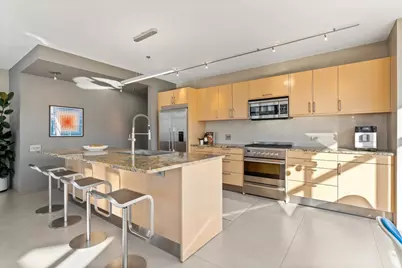 510 W Erie Street #1801, Chicago, IL 60654 - Photo 15