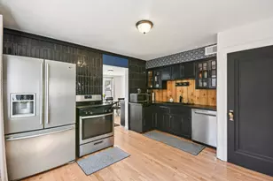 836 S Michigan Ave, Villa Park, IL 60181 - Photo 9