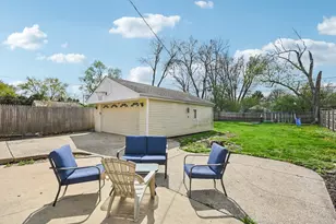 836 S Michigan Ave, Villa Park, IL 60181 - Photo 35