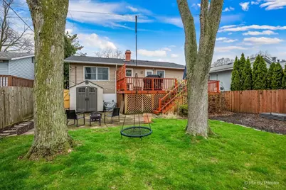 647 N Ridgemoor Avenue, Mundelein, IL 60060 - Photo 29