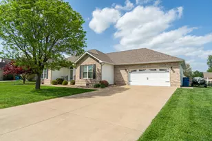 1106 Daybreak Dr, Marion, IL 62959 - Photo 3