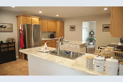 1106 Daybreak Drive, Marion, IL 62959 - Photo 9