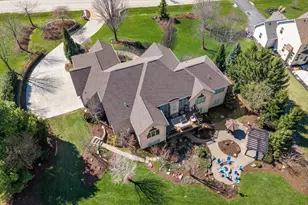 10125 Creek Ridge Trail, Belvidere, IL 61008 - Photo 41