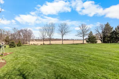 10125 Creek Ridge Trail, Belvidere, IL 61008 - Photo 33