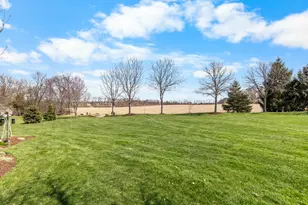 10125 Creek Ridge Trail, Belvidere, IL 61008 - Photo 33