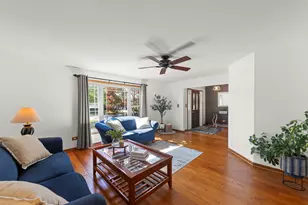 8942 Glenshire St, Tinley Park, IL 60487 - Photo 5