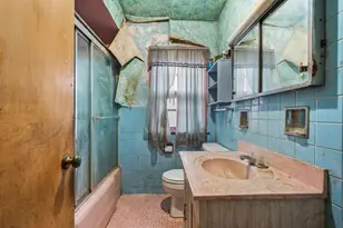 2636 W Pratt Blvd, Chicago, IL 60645 - Photo 9