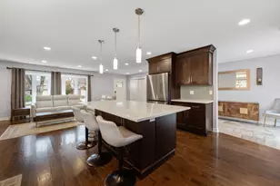 140 Spring Oaks Dr, Wood Dale, IL 60191 - Photo 7