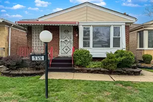 9726 S La Salle St, Chicago, IL 60628 - Photo 3