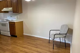 215 Uteg St, Crystal Lake, IL 60014 - Photo 7