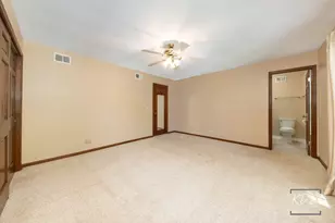 705 Timber Trail Dr, Naperville, IL 60565 - Photo 21
