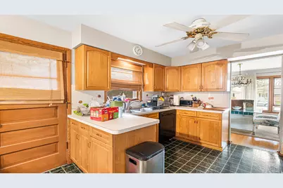 1525 Elm Street, Park Ridge, IL 60068 - Photo 15