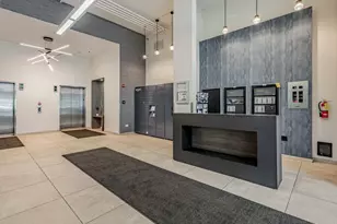 909 W Washington Blvd, Chicago, IL 60607 - Photo 3