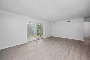 2807 Willow Rd, Homewood, IL 60430 - Photo 5