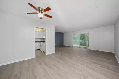 2807 Willow Road #103, Homewood, IL 60430 - Photo 3