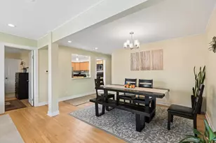 1333 Maple Ave, Evanston, IL 60201 - Photo 9