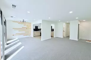 98 Marble Hill Ct, Schaumburg, IL 60193 - Photo 13