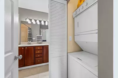 2700 W Belmont Avenue #402, Chicago, IL 60618 - Photo 19