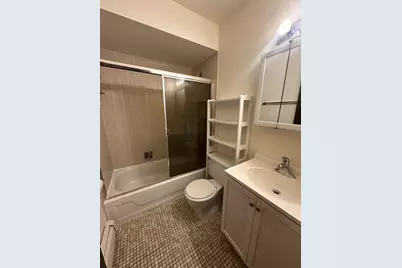 8649 1/2 W Foster Avenue #1B, Chicago, IL 60656 - Photo 5