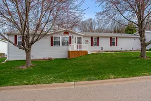 8401 Tamarack Dr, Machesney Park, IL 61115 - Photo 3