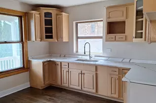 2419 S Lombard Ave, Cicero, IL 60804 - Photo 9